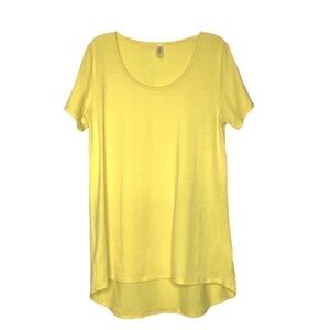New - LULAROE CLASSIC T Short Sleeve, Scoop Neck Top Solid Yellow - Size Small